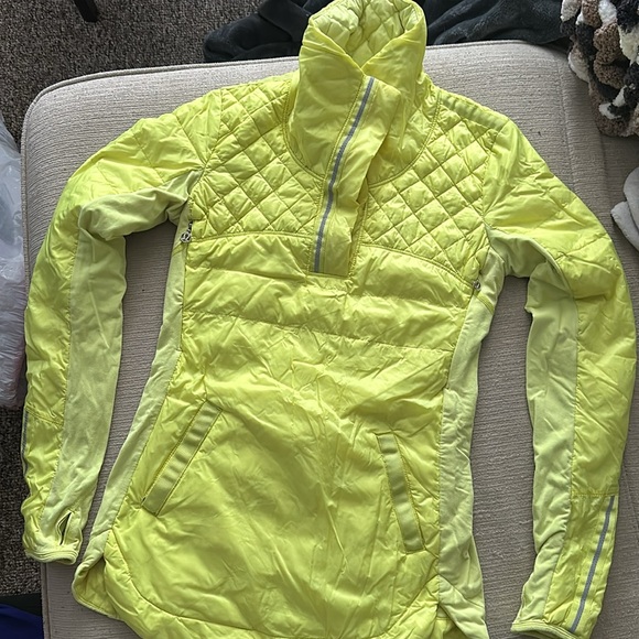 Lululemon What The Fluff Pullover Clarity Yellow size 4 - Picture 2 of 7